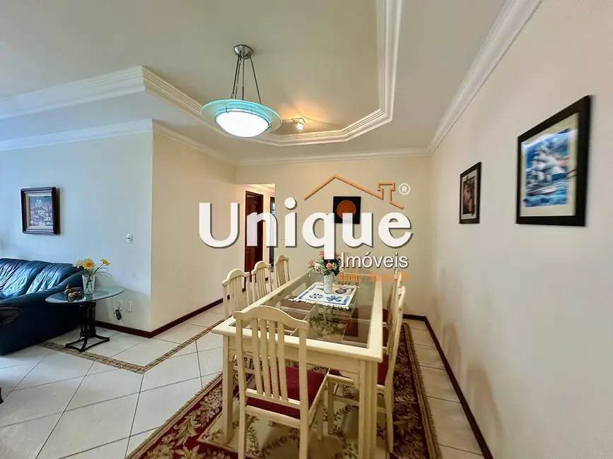 Apartamento com 3 quartos à venda, 220m2 em Braga, Cabo Frio - RJ - imagem 2 Foto 2 de Apartamento com 3 quartos à venda, 220m2 em Braga, Cabo Frio - RJ