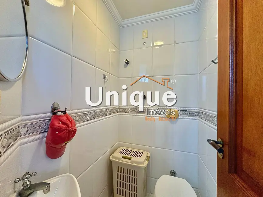 Apartamento com 3 quartos à venda, 220m2 em Braga, Cabo Frio - RJ - imagem 8 Foto 8 de Apartamento com 3 quartos à venda, 220m2 em Braga, Cabo Frio - RJ