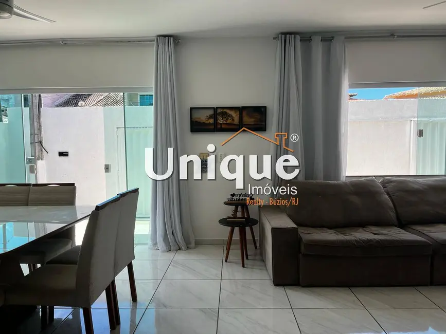 Casa com 4 quartos à venda, 300m2 em Peró, Cabo Frio - RJ - imagem 4 Foto 4 de Casa com 4 quartos à venda, 300m2 em Peró, Cabo Frio - RJ