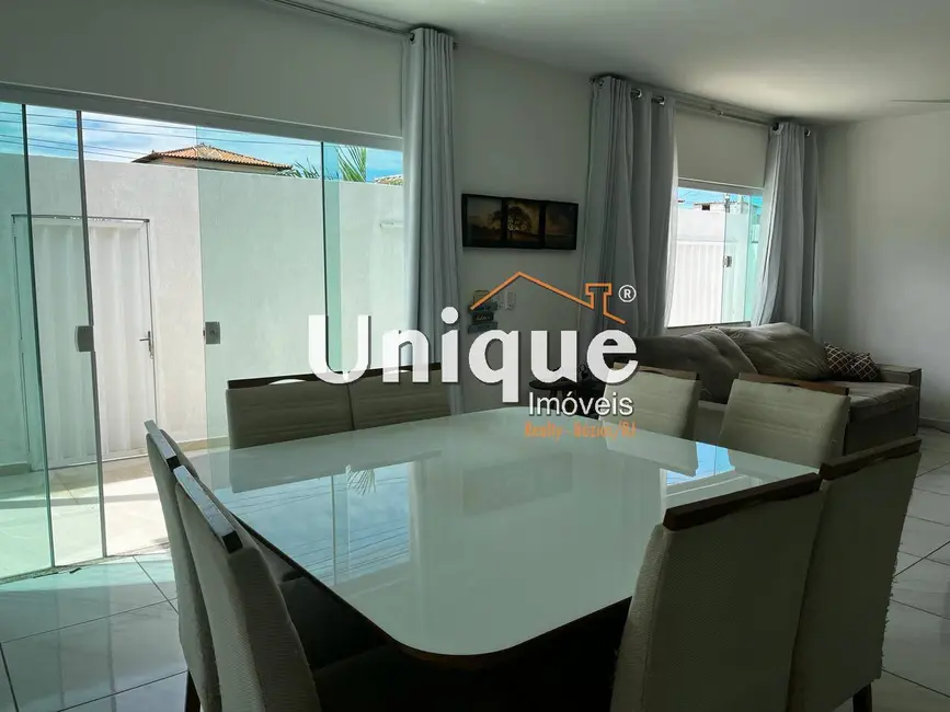 Casa com 4 quartos à venda, 300m2 em Peró, Cabo Frio - RJ - imagem 3 Foto 3 de Casa com 4 quartos à venda, 300m2 em Peró, Cabo Frio - RJ