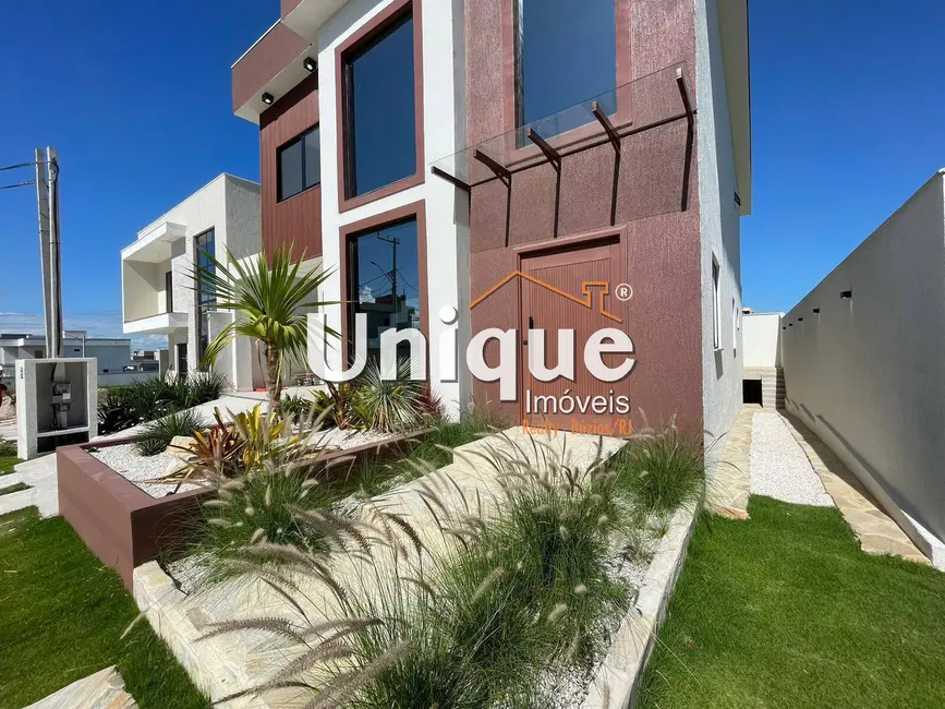 Foto 4 de Casa com 3 quartos à venda, 252m2 em Nova São Pedro, Sao Pedro Da Aldeia - RJ