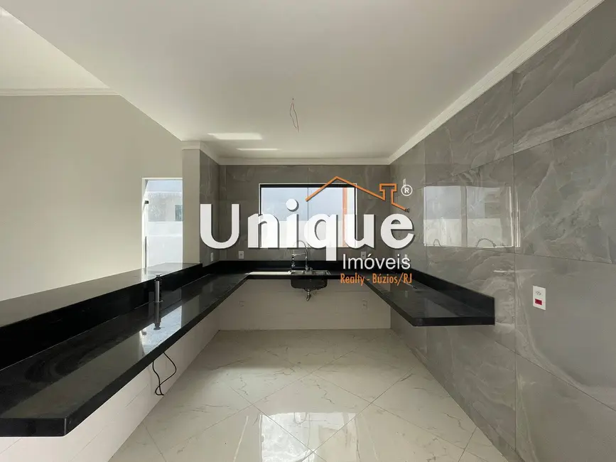 Foto 8 de Casa com 3 quartos à venda, 360m2 em Nova São Pedro, Sao Pedro Da Aldeia - RJ