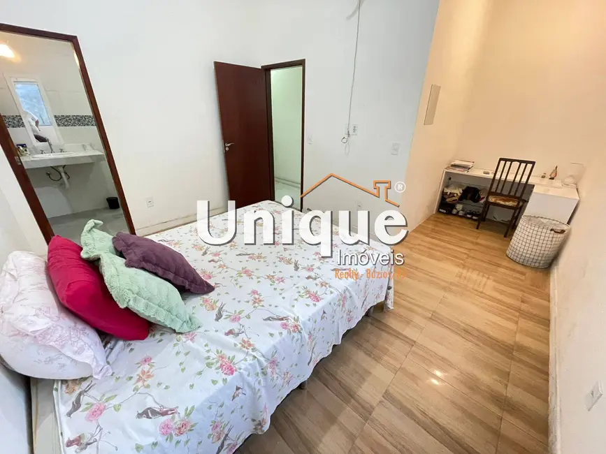 Casa com 4 quartos à venda, 200m2 em Jardim Flamboyant, Cabo Frio - RJ - imagem 9 Foto 9 de Casa com 4 quartos à venda, 200m2 em Jardim Flamboyant, Cabo Frio - RJ