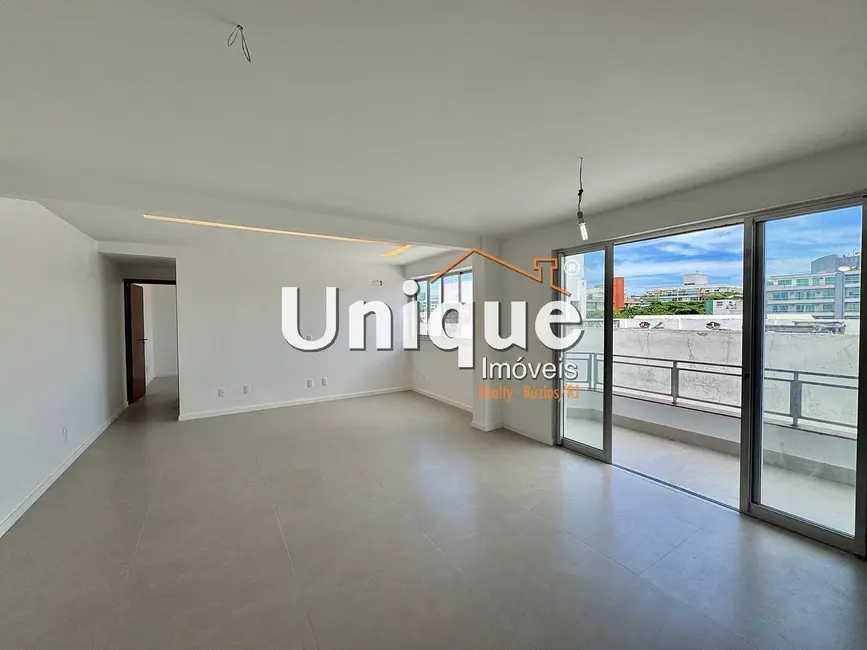Foto 2 de Apartamento com 3 quartos à venda, 180m2 em Vila Nova, Cabo Frio - RJ