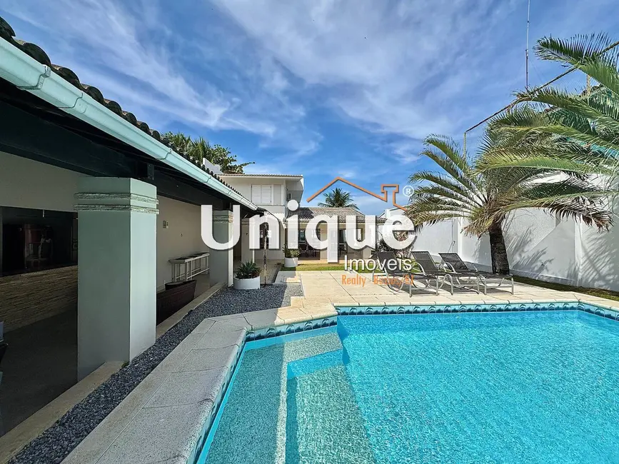 Foto 1 de Casa com 5 quartos à venda, 2000m2 em São Bento, Cabo Frio - RJ