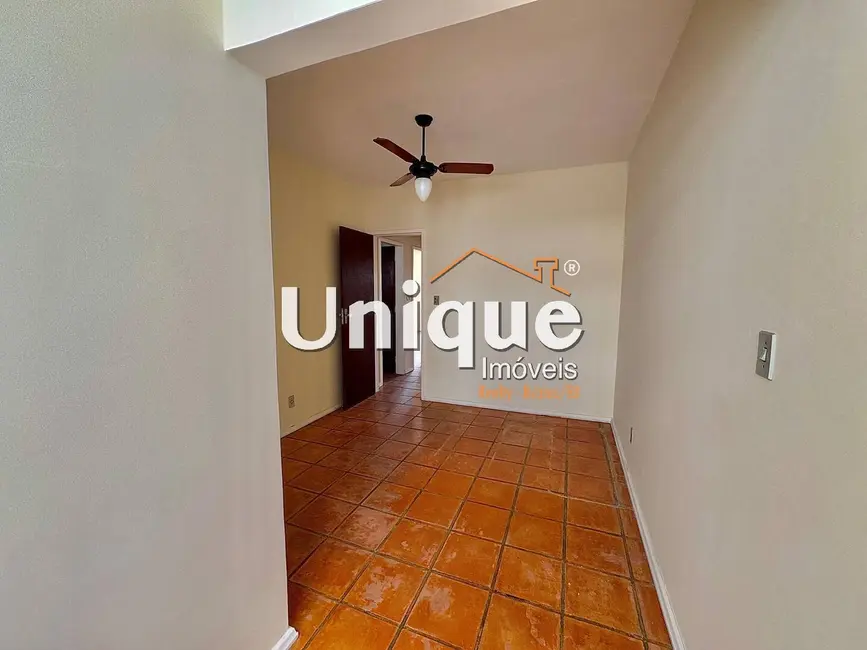 Apartamento com 2 quartos à venda, 60m2 em Centro, Cabo Frio - RJ - imagem 3 Foto 3 de Apartamento com 2 quartos à venda, 60m2 em Centro, Cabo Frio - RJ