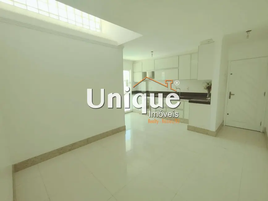 Foto 9 de Apartamento com 3 quartos à venda, 103m2 em Vila Nova, Cabo Frio - RJ