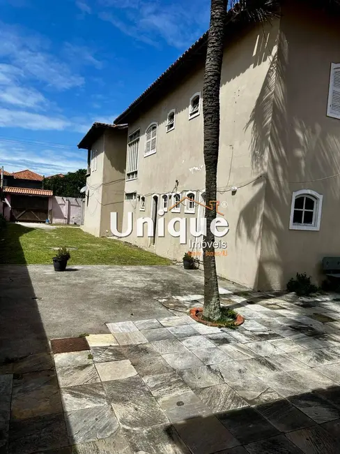 Casa com 6 quartos à venda, 1120m2 em Cabo Frio - RJ - imagem 2 Foto 2 de Casa com 6 quartos à venda, 1120m2 em Cabo Frio - RJ