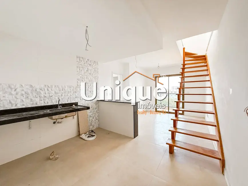 Cobertura com 3 quartos à venda, 125m2 em Braga, Cabo Frio - RJ - imagem 3 Foto 3 de Cobertura com 3 quartos à venda, 125m2 em Braga, Cabo Frio - RJ