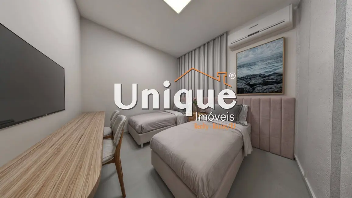 Foto 4 de Casa com 2 quartos à venda, 140m2 em Cabo Frio - RJ