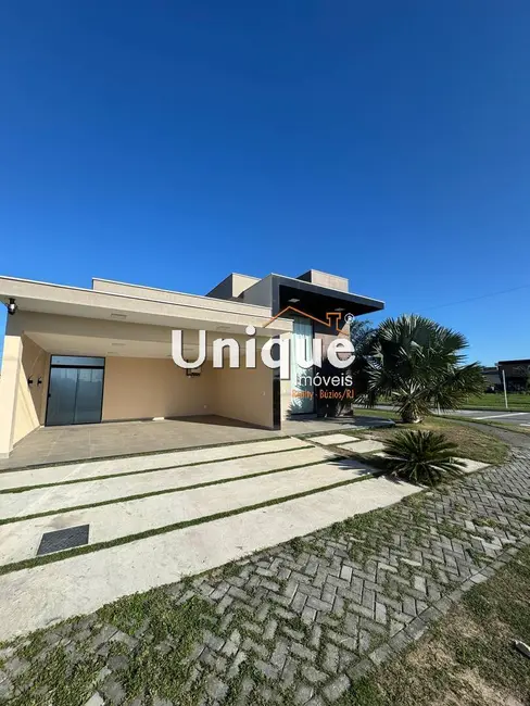 Foto 1 de Casa com 3 quartos à venda, 425m2 em Cabo Frio - RJ