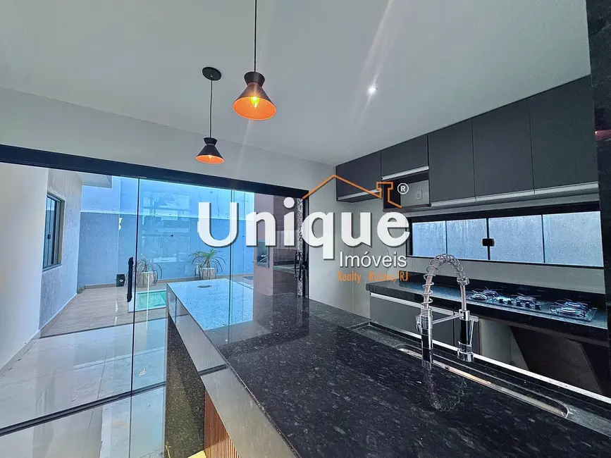 Foto 7 de Casa com 3 quartos à venda, 252m2 em Nova São Pedro, Sao Pedro Da Aldeia - RJ