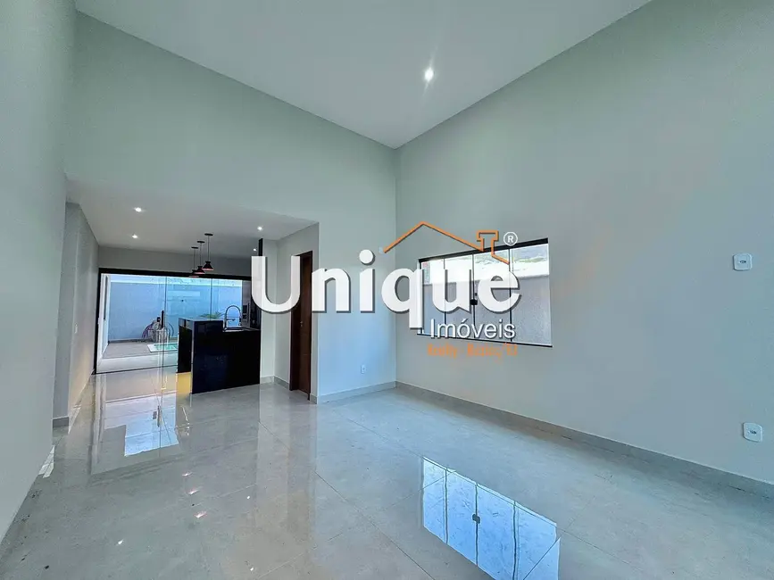 Foto 6 de Casa com 3 quartos à venda, 252m2 em Nova São Pedro, Sao Pedro Da Aldeia - RJ