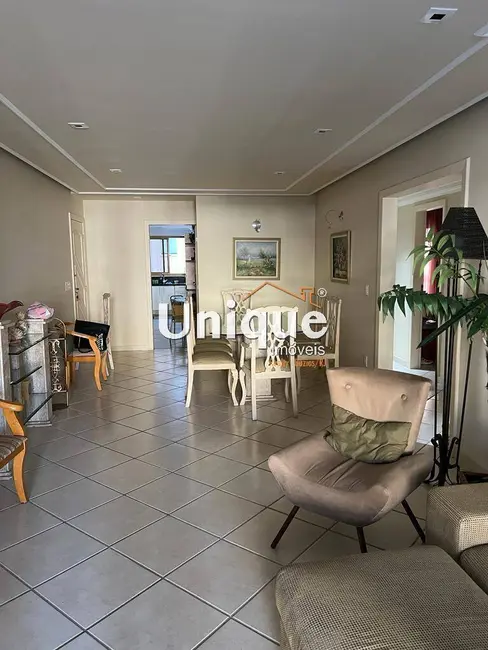 Foto 1 de Apartamento com 3 quartos à venda, 200m2 em Algodoal, Cabo Frio - RJ
