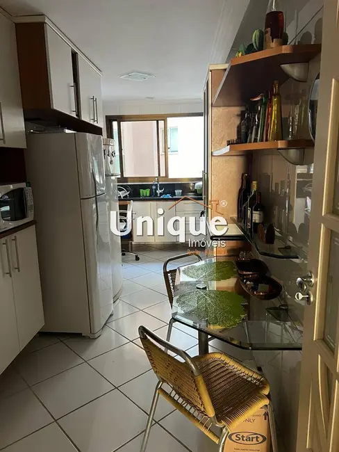 Foto 3 de Apartamento com 3 quartos à venda, 200m2 em Algodoal, Cabo Frio - RJ