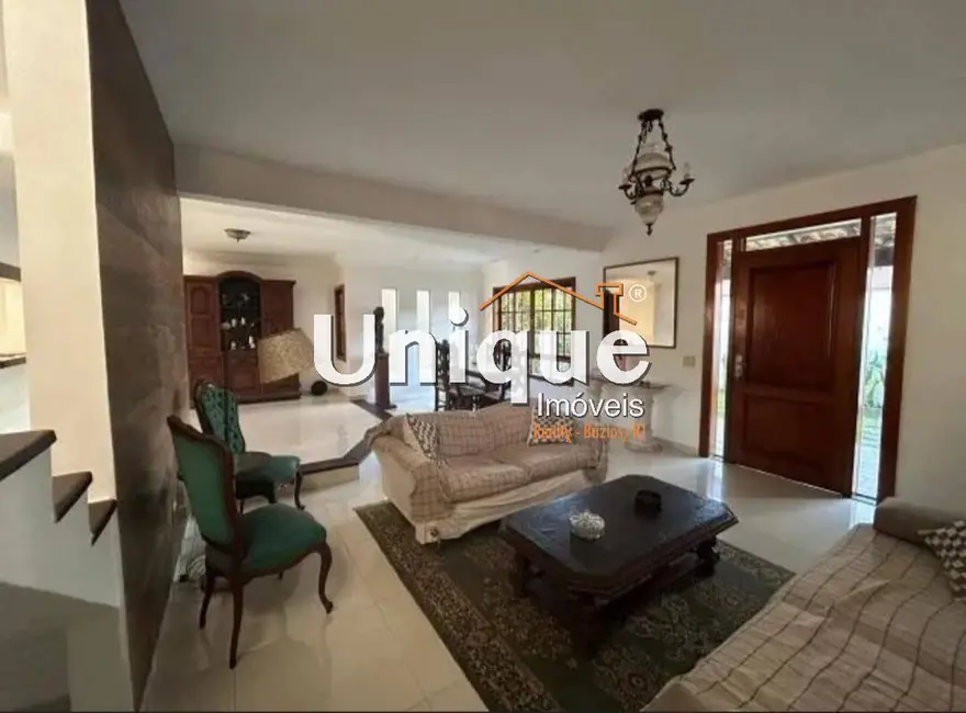 Foto 8 de Casa com 4 quartos à venda, 360m2 em Jardim Flamboyant, Cabo Frio - RJ