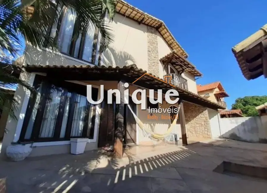 Foto 1 de Casa com 3 quartos à venda, 190m2 em Porto da Aldeia, Sao Pedro Da Aldeia - RJ