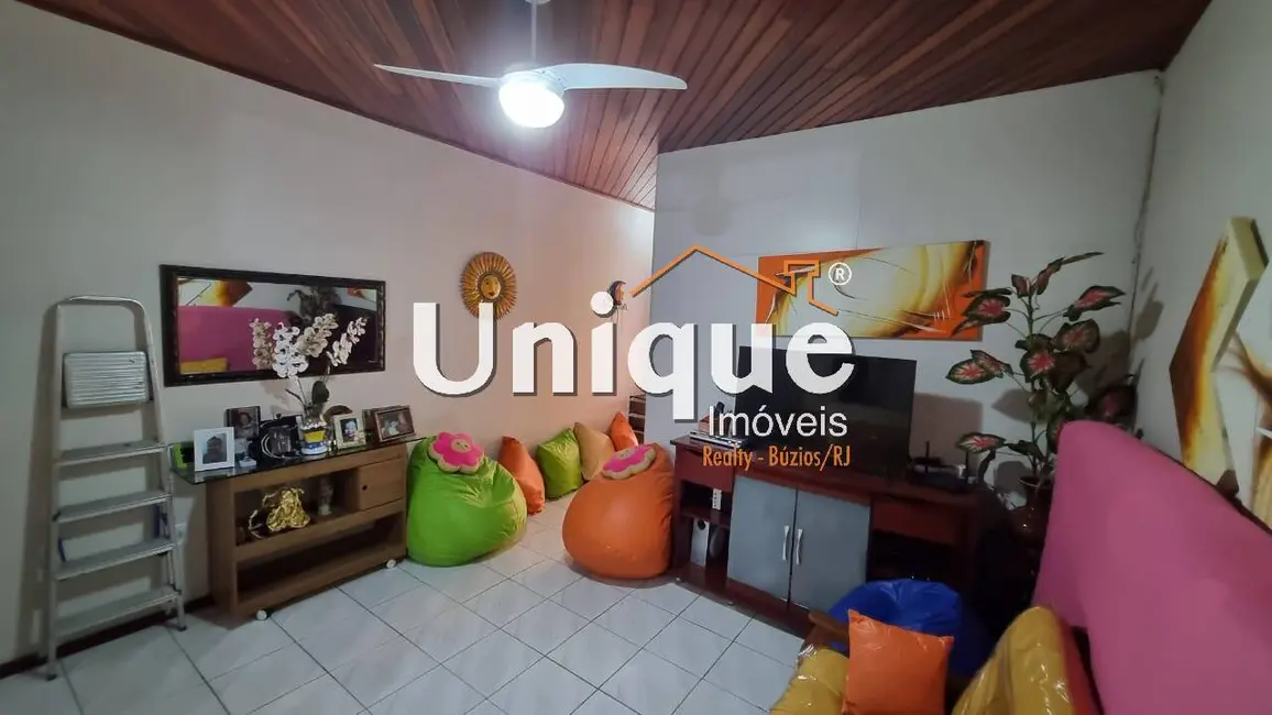 Foto 3 de Casa com 2 quartos à venda em Arraial Do Cabo - RJ