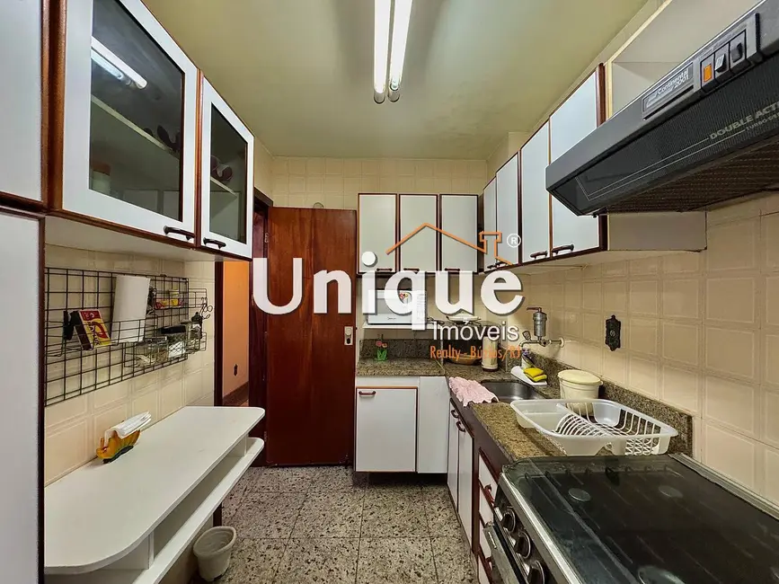 Cobertura com 4 quartos à venda, 150m2 em Algodoal, Cabo Frio - RJ - imagem 8 Foto 8 de Cobertura com 4 quartos à venda, 150m2 em Algodoal, Cabo Frio - RJ