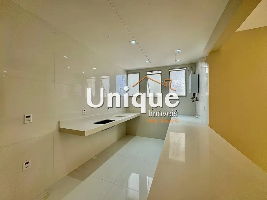 Apartamento com 4 quartos à venda, 107m2 em Vila Nova, Cabo Frio - RJ - imagem 5 Foto 5 de Apartamento com 4 quartos à venda, 107m2 em Vila Nova, Cabo Frio - RJ