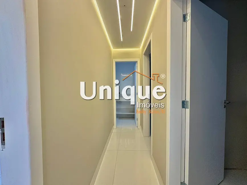 Apartamento com 4 quartos à venda, 107m2 em Vila Nova, Cabo Frio - RJ - imagem 2 Foto 2 de Apartamento com 4 quartos à venda, 107m2 em Vila Nova, Cabo Frio - RJ