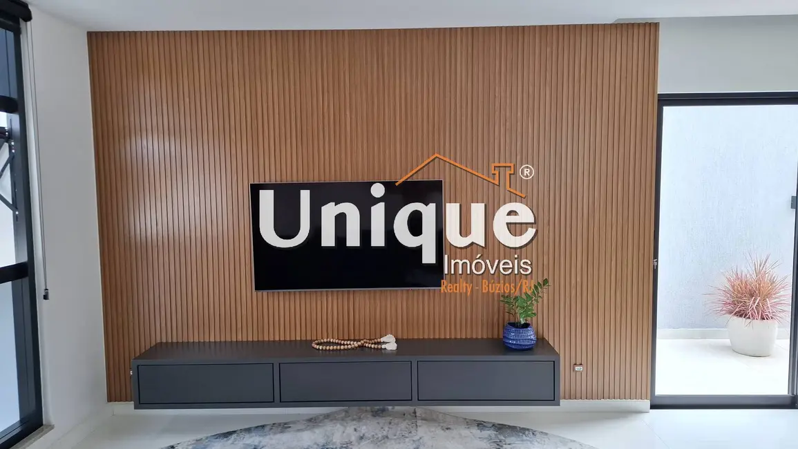 Casa com 3 quartos à venda, 360m2 em Nova São Pedro, Sao Pedro Da Aldeia - RJ - imagem 3 Foto 3 de Casa com 3 quartos à venda, 360m2 em Nova São Pedro, Sao Pedro Da Aldeia - RJ