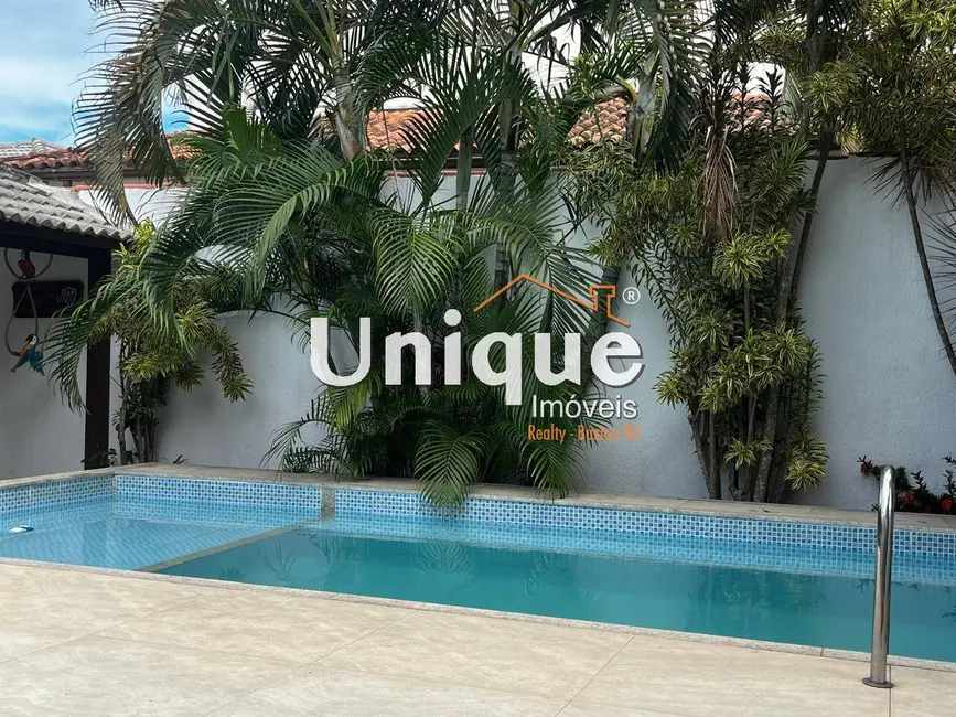 Casa com 4 quartos à venda, 300m2 em Peró, Cabo Frio - RJ - imagem 3 Foto 3 de Casa com 4 quartos à venda, 300m2 em Peró, Cabo Frio - RJ