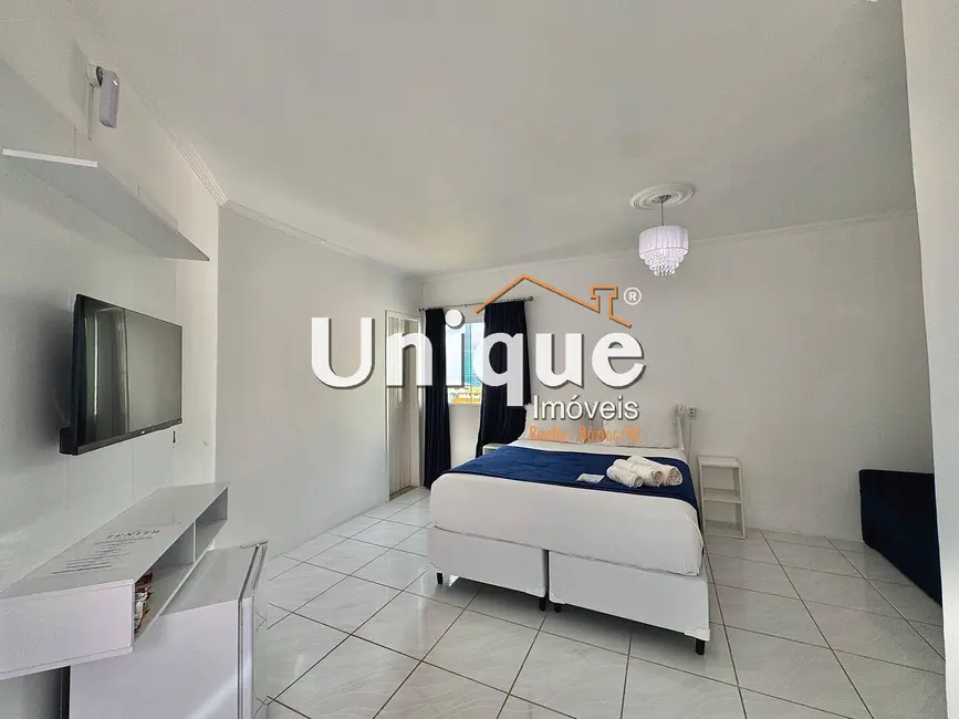 Foto 6 de Pousada com 8 quartos à venda, 302m2 em Arraial Do Cabo - RJ