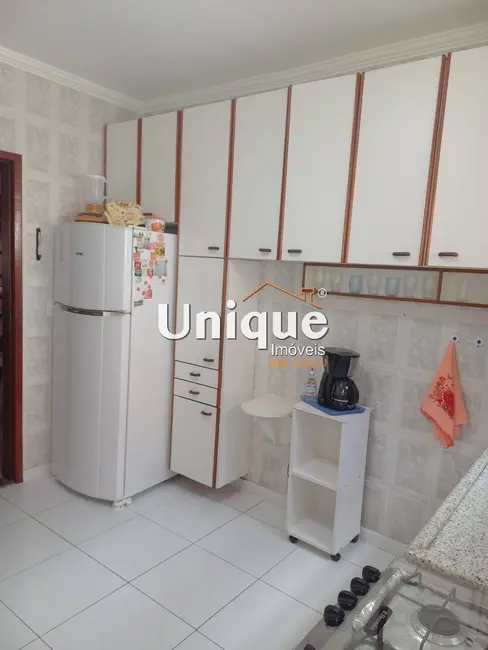 Foto 9 de Apartamento com 2 quartos à venda, 81m2 em Jardim Flamboyant, Cabo Frio - RJ