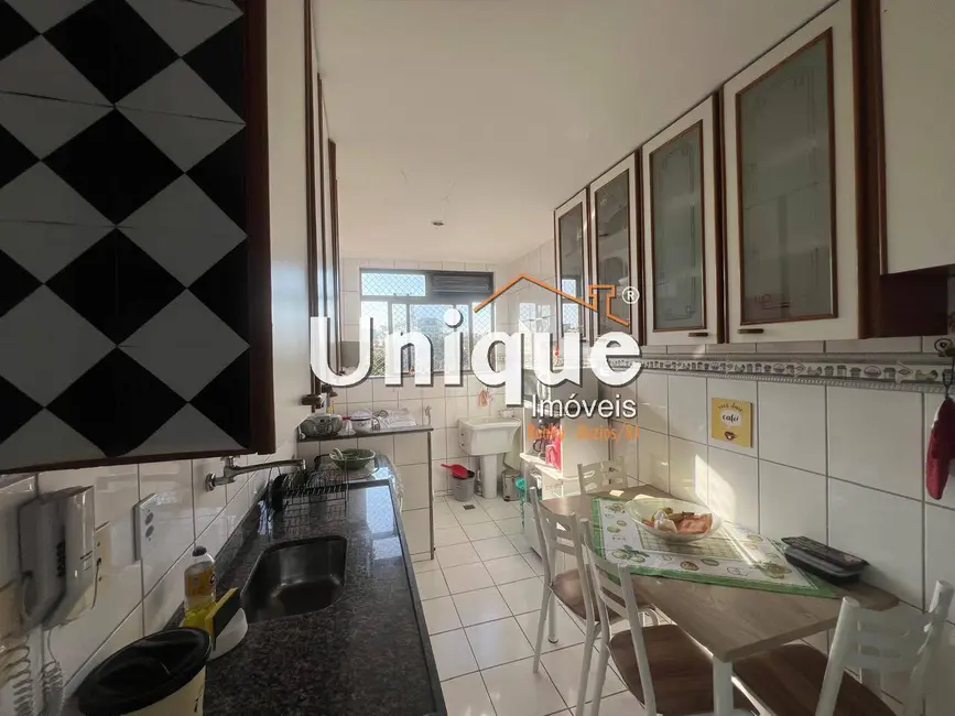 Apartamento com 2 quartos à venda, 90m2 em Centro, Cabo Frio - RJ - imagem 8 Foto 8 de Apartamento com 2 quartos à venda, 90m2 em Centro, Cabo Frio - RJ