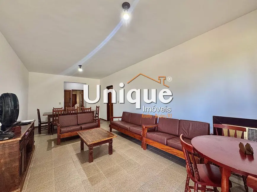 Apartamento com 3 quartos à venda e para alugar, 130m2 em Vila Nova, Cabo Frio - RJ - imagem 4 Foto 4 de Apartamento com 3 quartos à venda e para alugar, 130m2 em Vila Nova, Cabo Frio - RJ