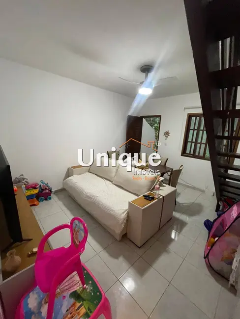 Foto 4 de Casa com 2 quartos à venda, 120m2 em Palmeiras, Cabo Frio - RJ