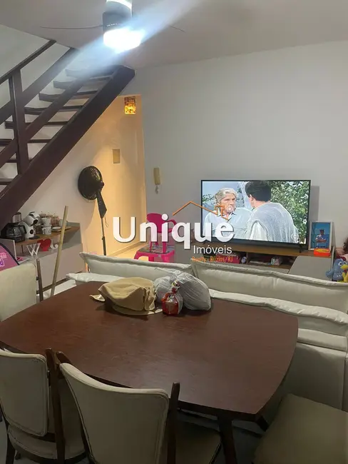 Foto 3 de Casa com 2 quartos à venda, 120m2 em Palmeiras, Cabo Frio - RJ