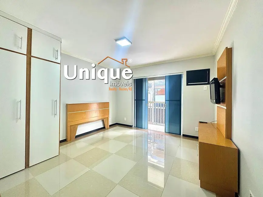 Foto 5 de Casa com 4 quartos à venda, 450m2 em Vila Nova, Cabo Frio - RJ