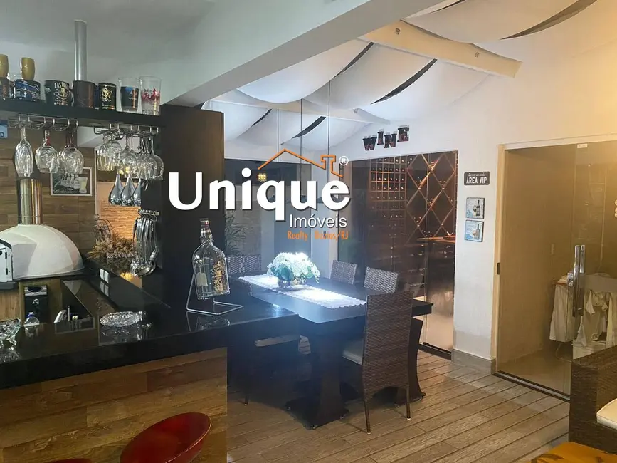 Foto 2 de Casa com 5 quartos à venda, 613m2 em Praia do Siqueira, Cabo Frio - RJ