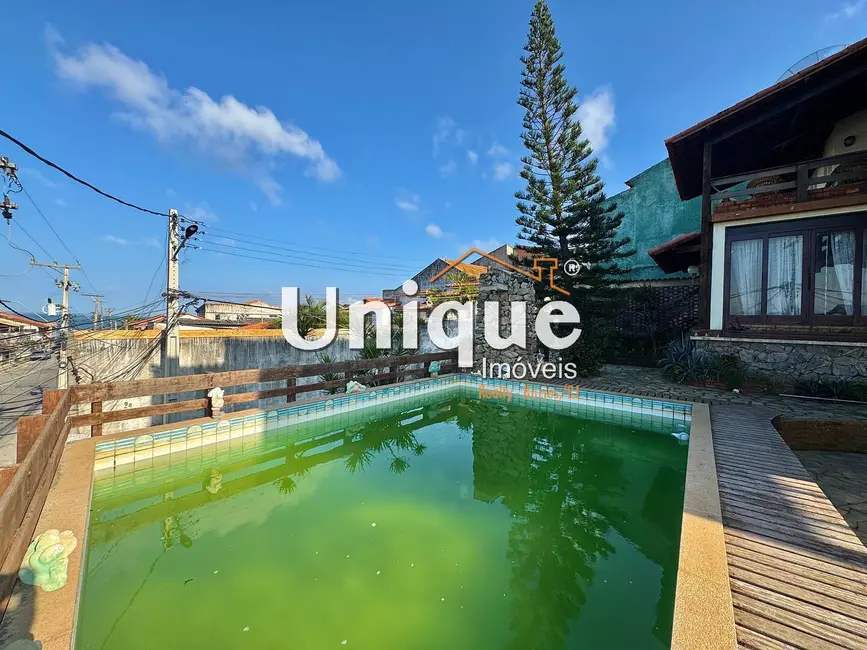 Casa com 4 quartos à venda em Porto da Aldeia, Sao Pedro Da Aldeia - RJ - imagem 2 Foto 2 de Casa com 4 quartos à venda em Porto da Aldeia, Sao Pedro Da Aldeia - RJ