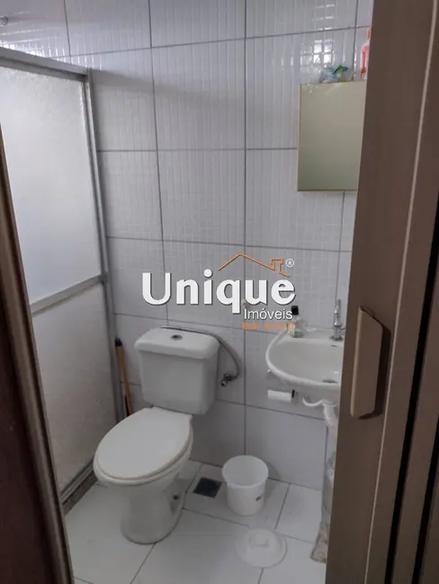 Casa com 4 quartos à venda, 360m2 em Jardim Morada da Aldeia, Sao Pedro Da Aldeia - RJ - imagem 8 Foto 8 de Casa com 4 quartos à venda, 360m2 em Jardim Morada da Aldeia, Sao Pedro Da Aldeia - RJ