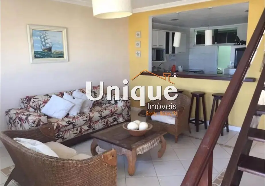 Foto 3 de Casa com 3 quartos à venda, 160m2 em Cabo Frio - RJ