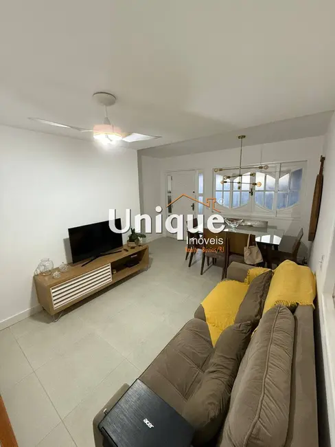 Foto 5 de Casa com 3 quartos à venda, 200m2 em Cajueiro, Cabo Frio - RJ