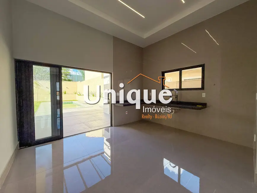 Casa com 3 quartos à venda, 422m2 em Nova São Pedro, Sao Pedro Da Aldeia - RJ - imagem 6 Foto 6 de Casa com 3 quartos à venda, 422m2 em Nova São Pedro, Sao Pedro Da Aldeia - RJ