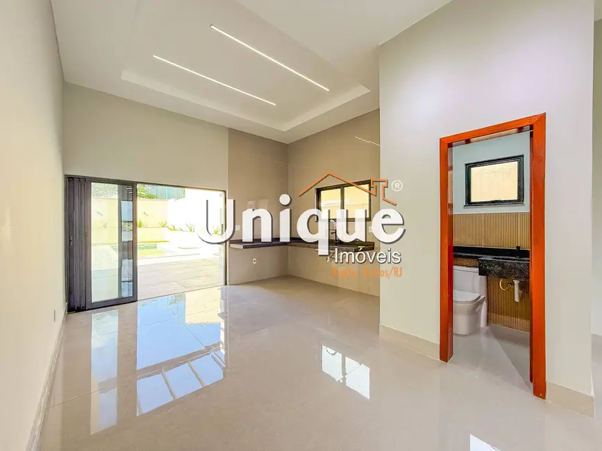 Casa com 3 quartos à venda, 422m2 em Nova São Pedro, Sao Pedro Da Aldeia - RJ - imagem 4 Foto 4 de Casa com 3 quartos à venda, 422m2 em Nova São Pedro, Sao Pedro Da Aldeia - RJ