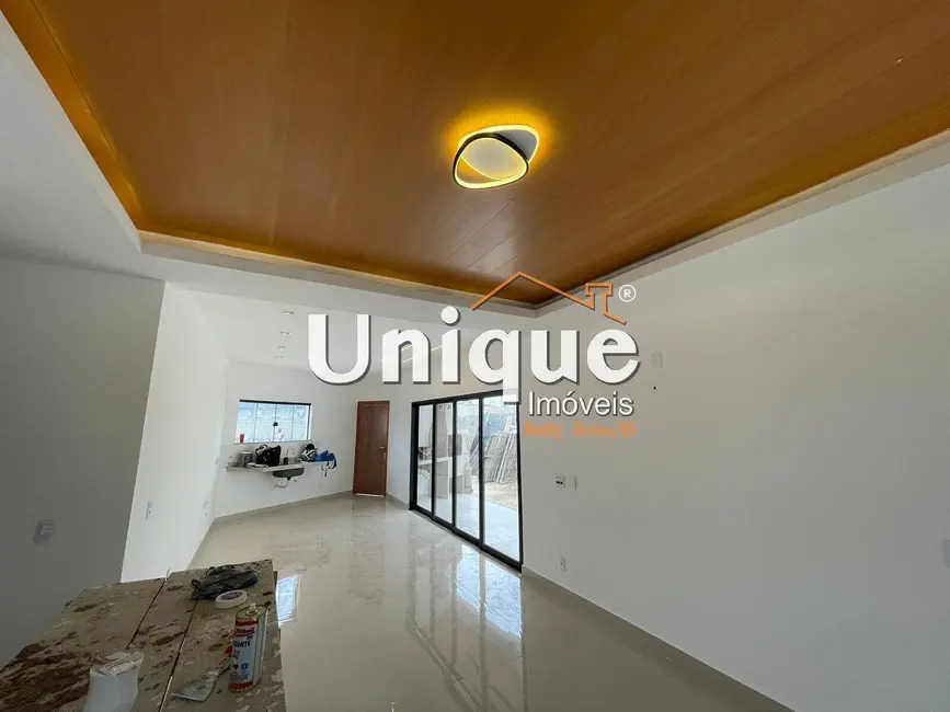 Casa com 3 quartos à venda, 252m2 em Nova São Pedro, Sao Pedro Da Aldeia - RJ - imagem 9 Foto 9 de Casa com 3 quartos à venda, 252m2 em Nova São Pedro, Sao Pedro Da Aldeia - RJ