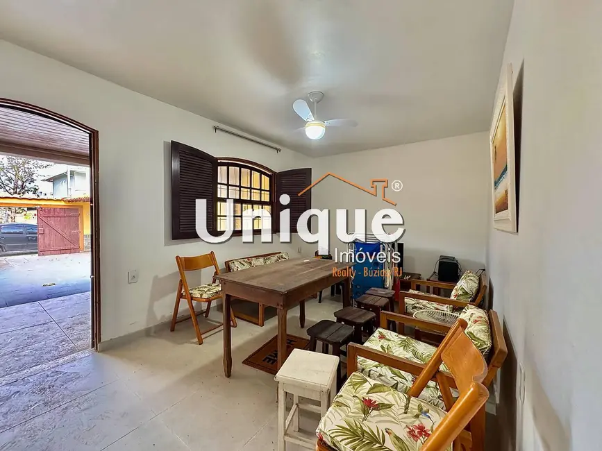 Foto 5 de Casa com 3 quartos à venda, 100m2 em Cabo Frio - RJ