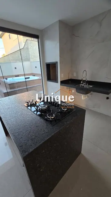 Foto 7 de Casa com 3 quartos à venda, 258m2 em Nova São Pedro, Sao Pedro Da Aldeia - RJ