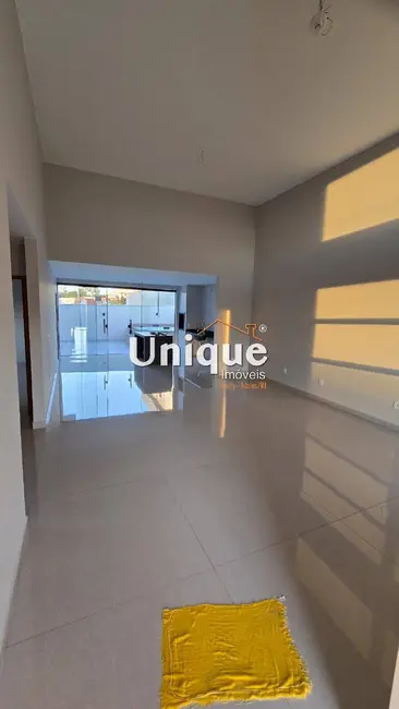 Foto 2 de Casa com 3 quartos à venda, 258m2 em Nova São Pedro, Sao Pedro Da Aldeia - RJ