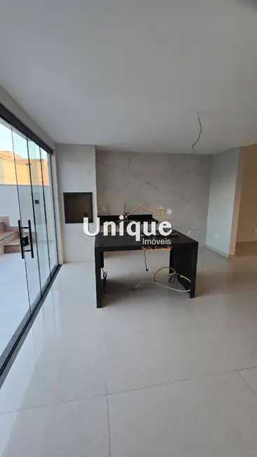 Foto 6 de Casa com 3 quartos à venda, 258m2 em Nova São Pedro, Sao Pedro Da Aldeia - RJ