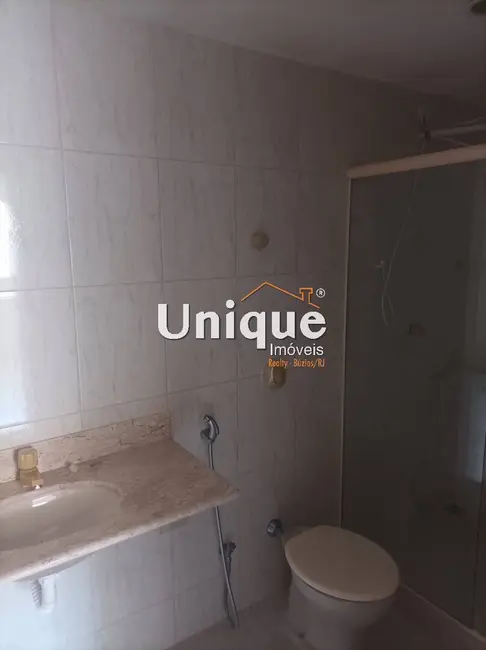 Foto 6 de Casa com 5 quartos para alugar, 120m2 em Braga, Cabo Frio - RJ