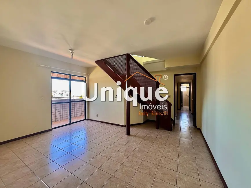 Apartamento com 3 quartos à venda, 183m2 em Centro, Cabo Frio - RJ - imagem 2 Foto 2 de Apartamento com 3 quartos à venda, 183m2 em Centro, Cabo Frio - RJ