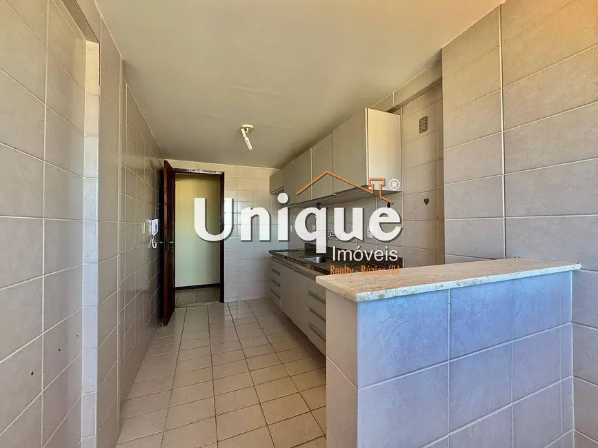 Apartamento com 3 quartos à venda, 183m2 em Centro, Cabo Frio - RJ - imagem 4 Foto 4 de Apartamento com 3 quartos à venda, 183m2 em Centro, Cabo Frio - RJ