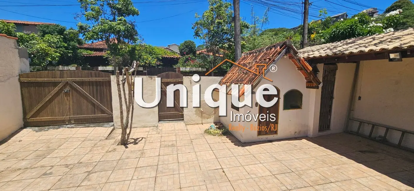 Foto 2 de Casa com 2 quartos à venda, 360m2 em Cabo Frio - RJ